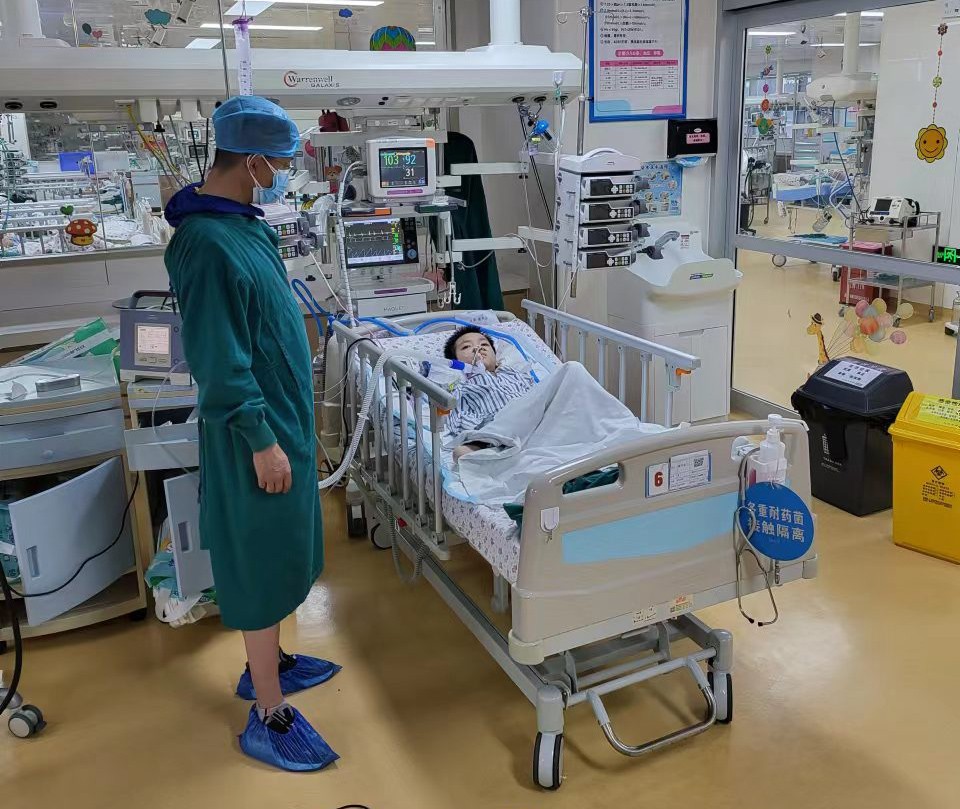 咸丰县跨省救护车出租公司